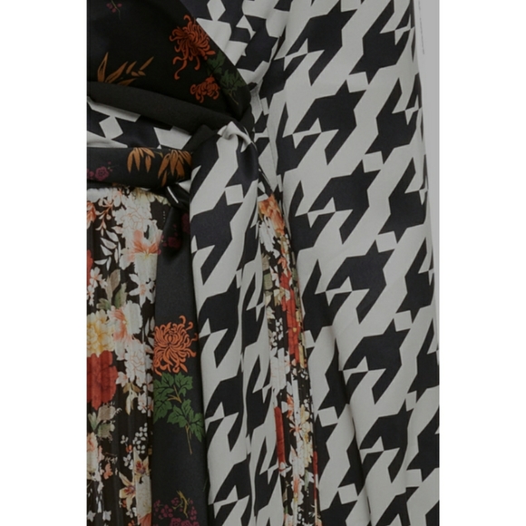 Delfi Collective - Camille Tie Dress - Picture 8 of 8